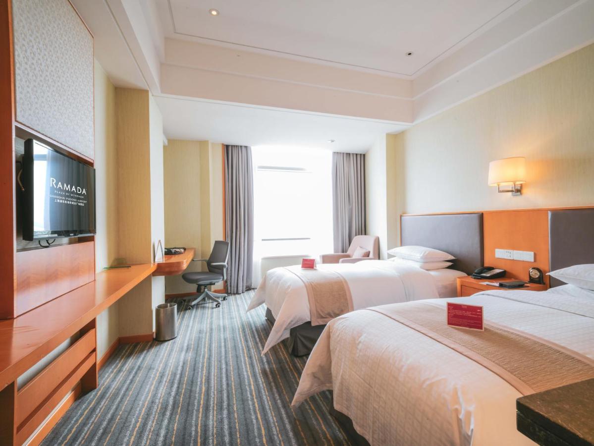 Ramada Plaza Pudong Airport - 3 Mins To Pvg Depature Floor & Check Entrance With Shuttle Hotel 4*