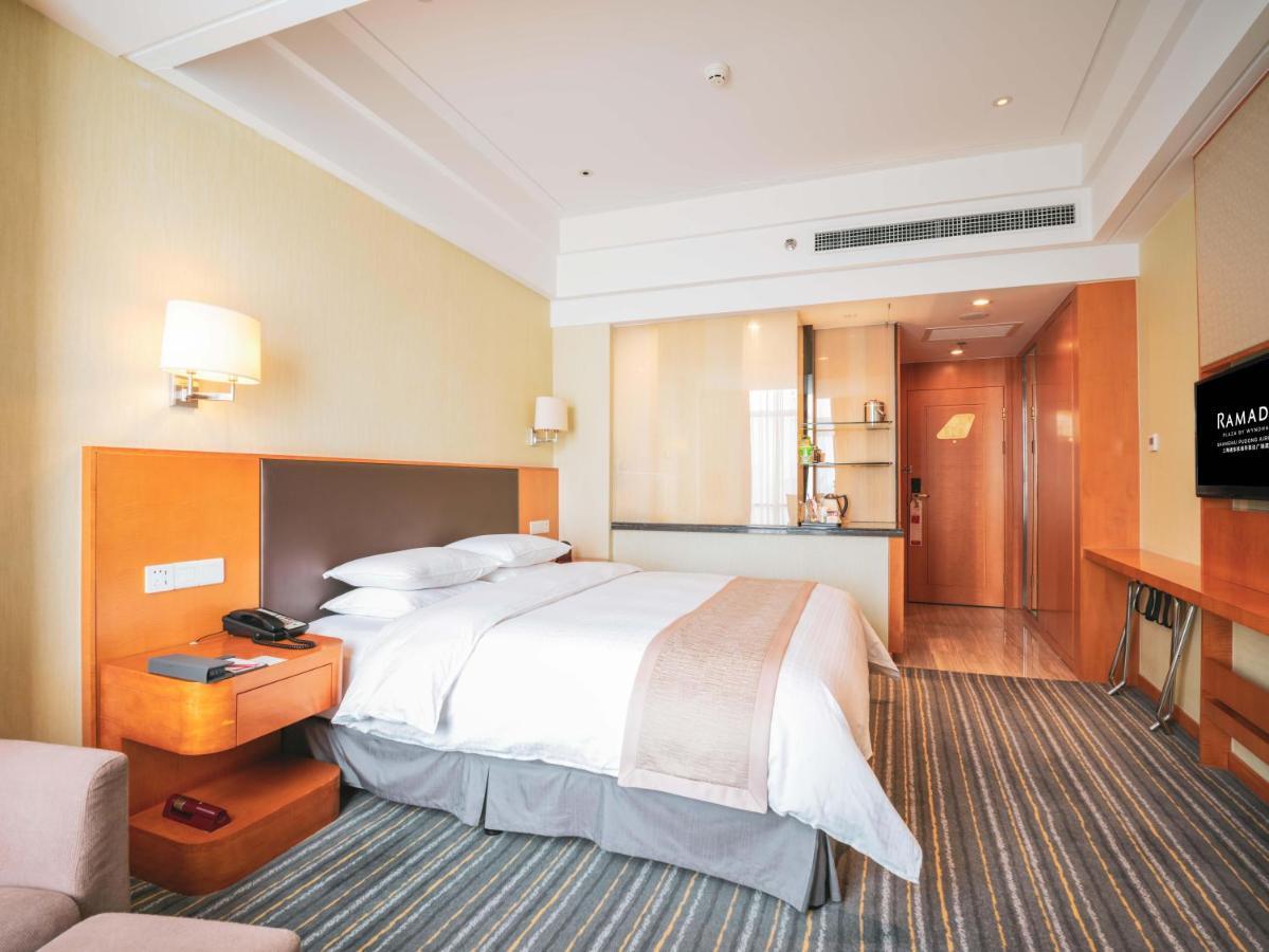 Hotel Ramada Plaza Pudong Airport - 3 Mins To Pvg Depature Floor & Check Entrance With Shuttle Shanghai