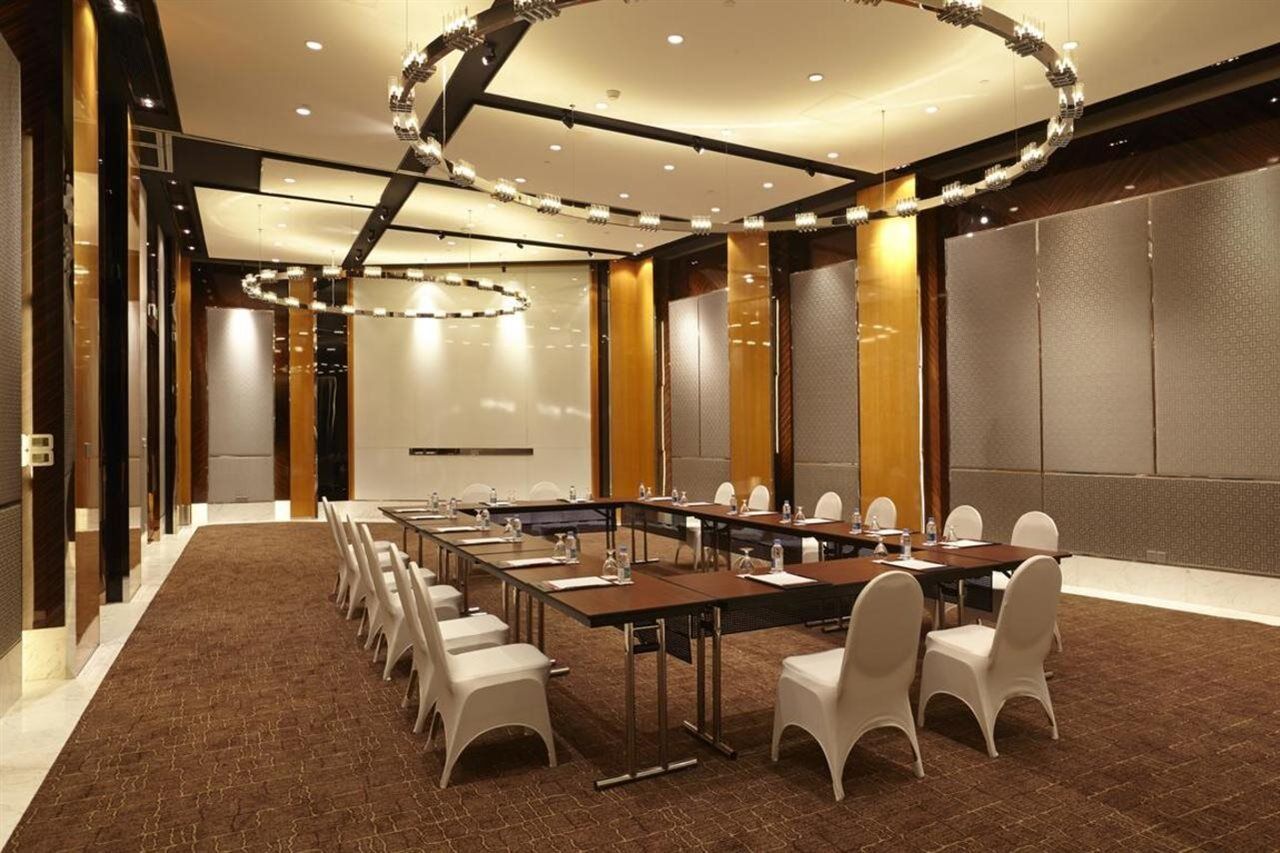 Ramada Plaza Pudong Airport - 3 Mins To Pvg Depature Floor & Check Entrance With Shuttle