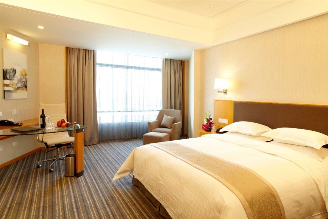 Ramada Plaza Pudong Airport - 3 Mins To Pvg Depature Floor & Check Entrance With Shuttle Shanghai