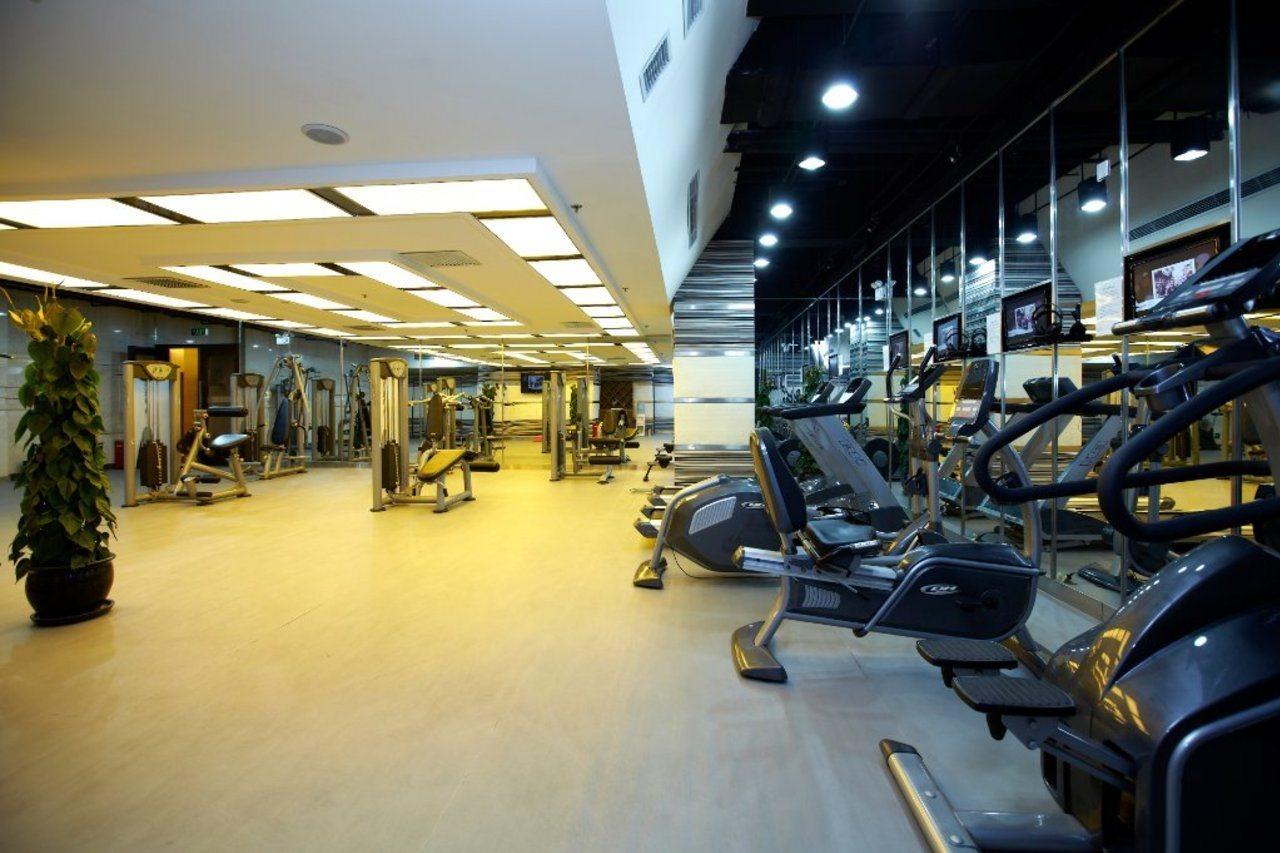 Ramada Plaza Pudong Airport - 3 Mins To Pvg Depature Floor & Check Entrance With Shuttle 4*