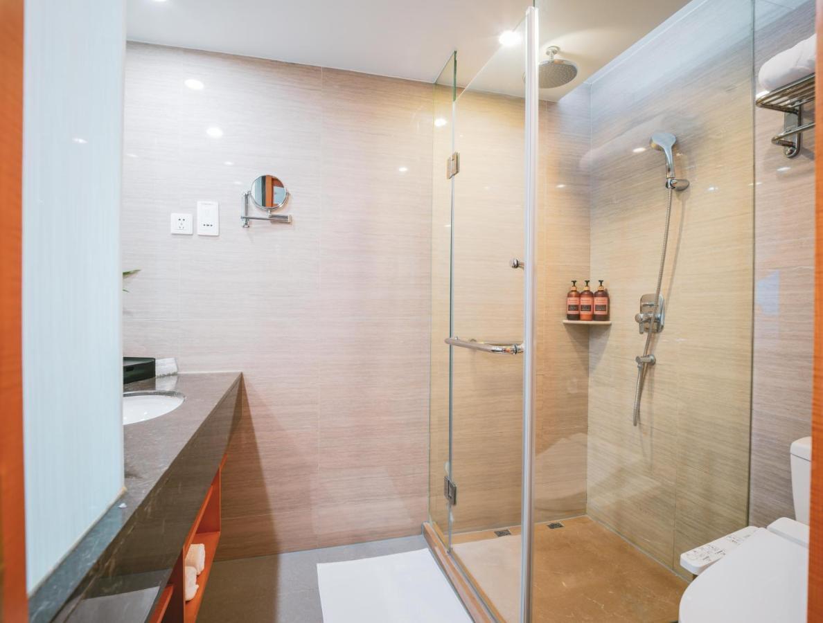 Hotel Ramada Plaza Pudong Airport - 3 Mins To Pvg Depature Floor & Check Entrance With Shuttle Shanghai
