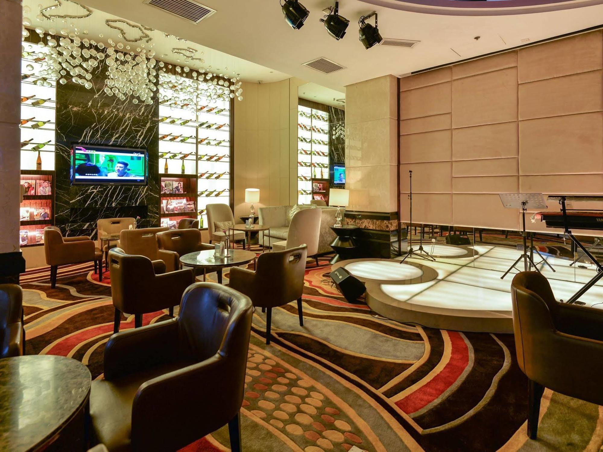 Hotel Ramada Plaza Pudong Airport